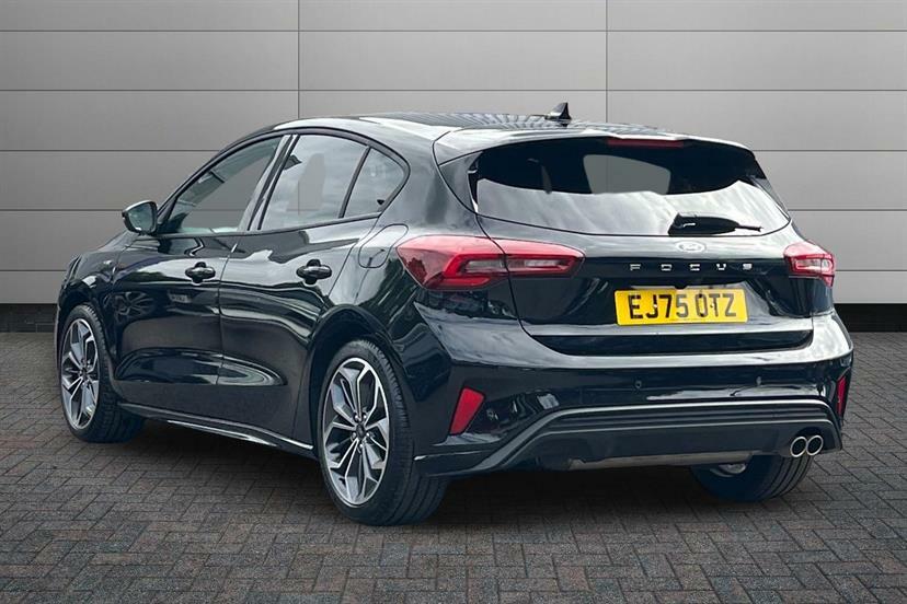 Ford Focus 1.0 Ecoboost Hybrid Mhev St-line X 2025 Black #3