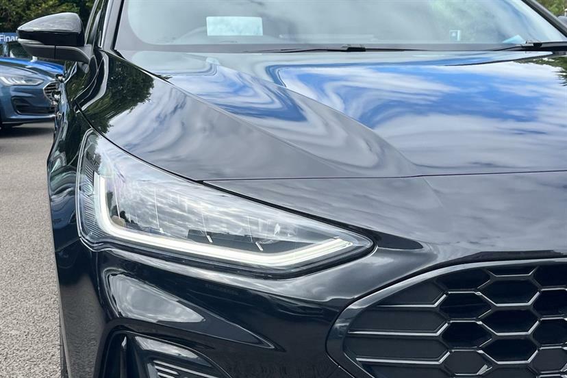 Ford Focus 1.0 Ecoboost Hybrid Mhev St-line X 2025 Black #15