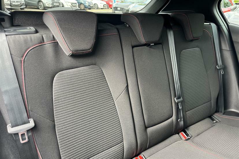 Ford Focus 1.0 Ecoboost Hybrid Mhev St-line X 2025 Black #22
