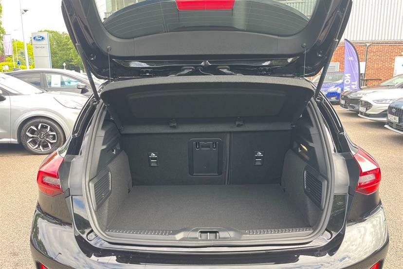 Ford Focus 1.0 Ecoboost Hybrid Mhev St-line X 2025 Black #9