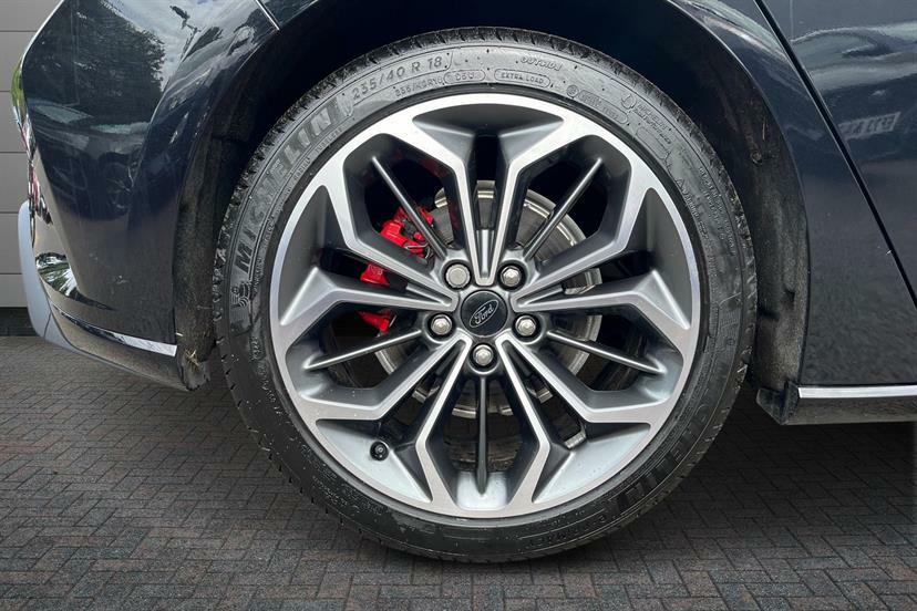 Ford Focus 1.0 Ecoboost Hybrid Mhev St-line X 2025 Black #5