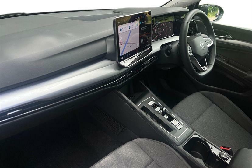 Volkswagen Golf 1.5 Tsi 204 Match Ehybrid Dsg GD25JTX Black #2