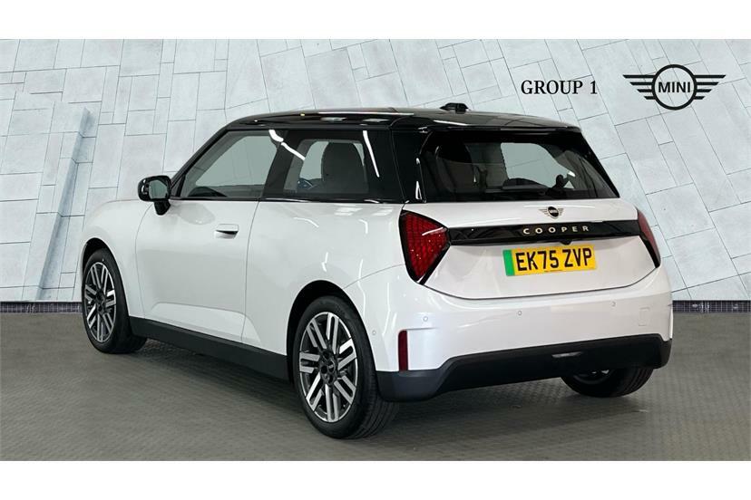 Mini Hatch 135Kw E Classic 41Kwh EK75ZVP White #2