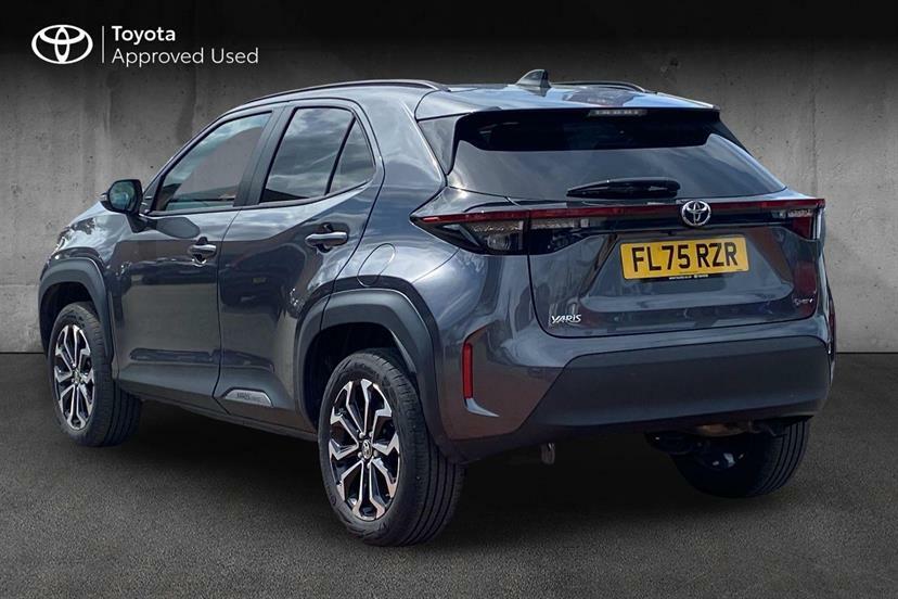 Toyota Yaris Cross 1.5 Hybrid Design Cvt Grey #4