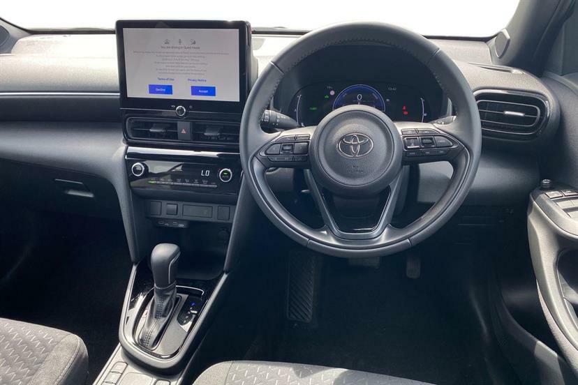 Toyota Yaris Cross 1.5 Hybrid Design Cvt Grey #6