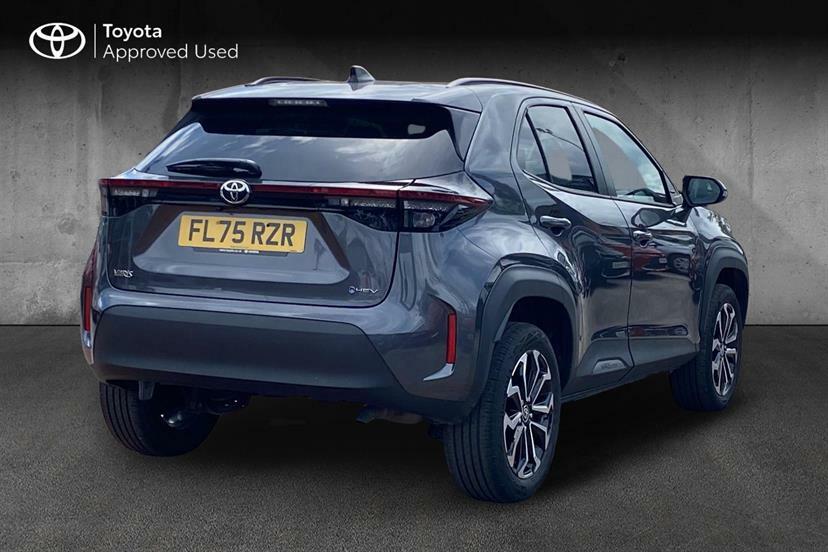 Toyota Yaris Cross 1.5 Hybrid Design Cvt Grey #2