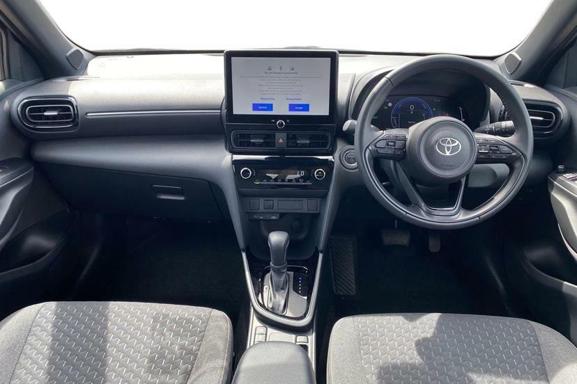 Toyota Yaris Cross 1.5 Hybrid Design Cvt Grey #5