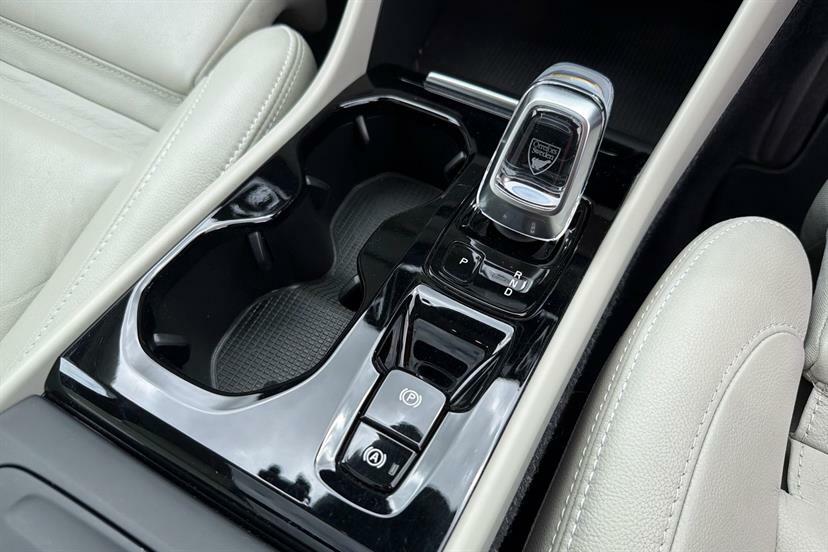 Volvo XC40 Recharge First Edition, P8 Awd Pure Black #8