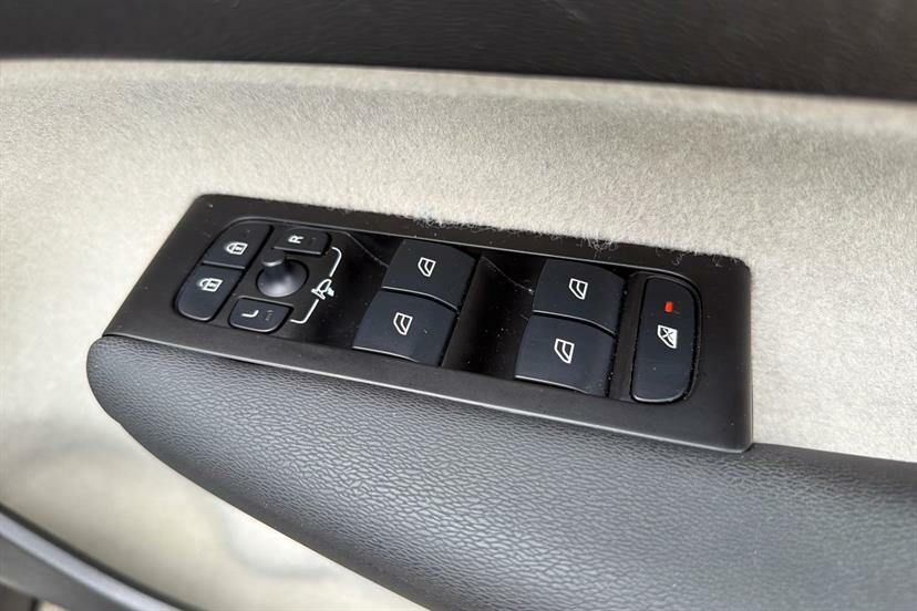 Volvo XC40 Recharge First Edition, P8 Awd Pure Black #29