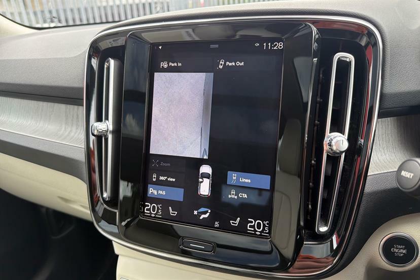 Volvo XC40 Recharge First Edition, P8 Awd Pure Black #47