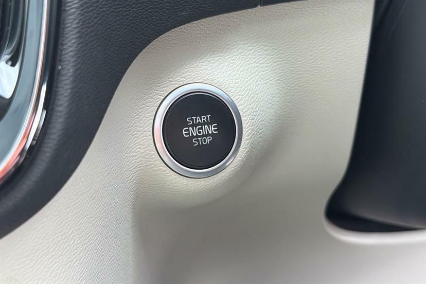 Volvo XC40 Recharge First Edition, P8 Awd Pure Black #36