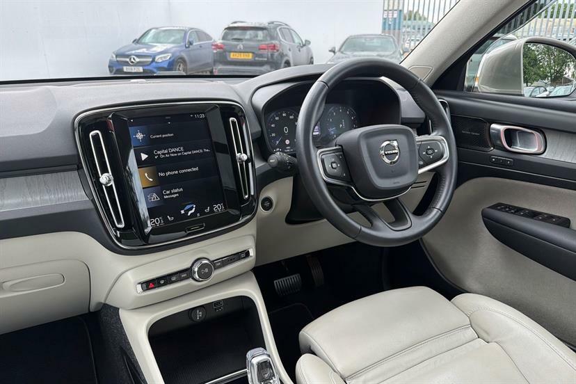 Volvo XC40 Recharge First Edition, P8 Awd Pure Black #21