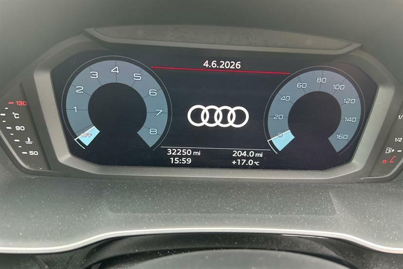 Audi Q3 35 Tfsi S Line S Tronic Comfortsound Pack Blue #6