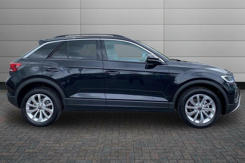 Volkswagen T-Roc 1.5 Tsi Match Black #3