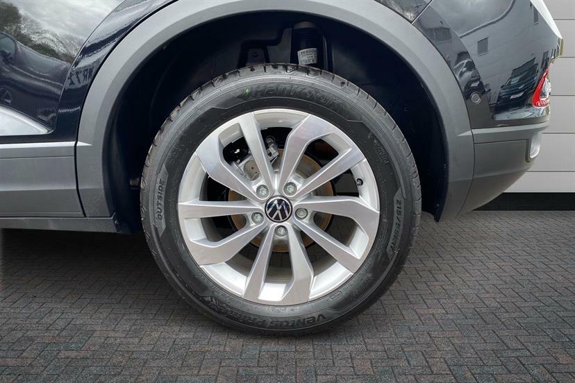 Volkswagen T-Roc 1.5 Tsi Match Black #4