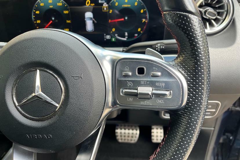 Mercedes-Benz GLA Class Gla 220D 4Matic Amg Line Prem Night Ed Grey #33