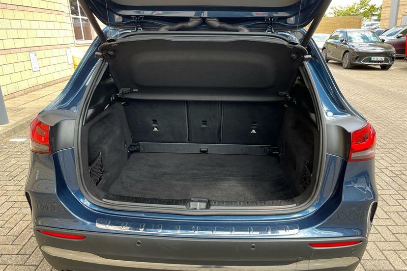 Mercedes-Benz GLA Class Gla 220D 4Matic Amg Line Prem Night Ed Grey #41