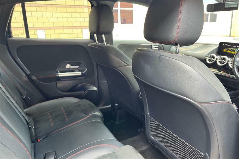 Mercedes-Benz GLA Class Gla 220D 4Matic Amg Line Prem Night Ed Grey #40