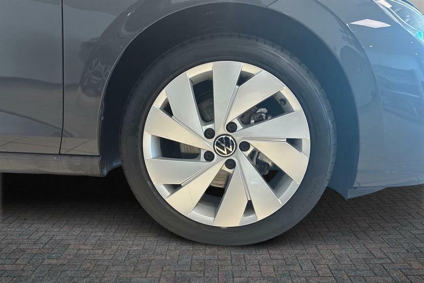 Volkswagen Golf 1.5 Tsi 150 Match EJ75KBU Grey #5