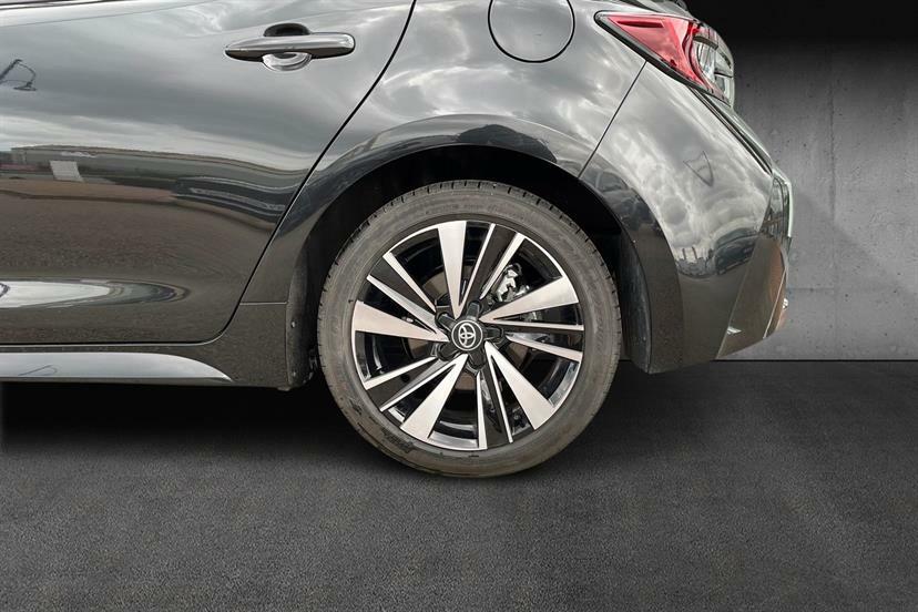 Toyota Corolla 1.8 Hybrid Design Cvt Black #5
