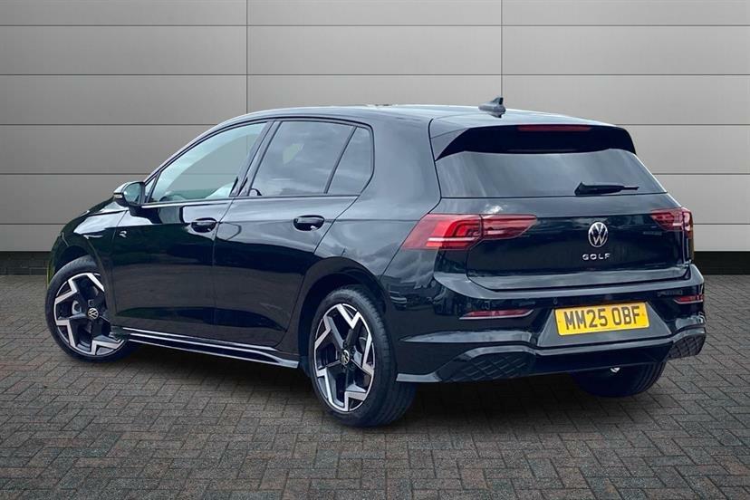 Volkswagen Golf 1.5 Tsi 150 R-line Black #3