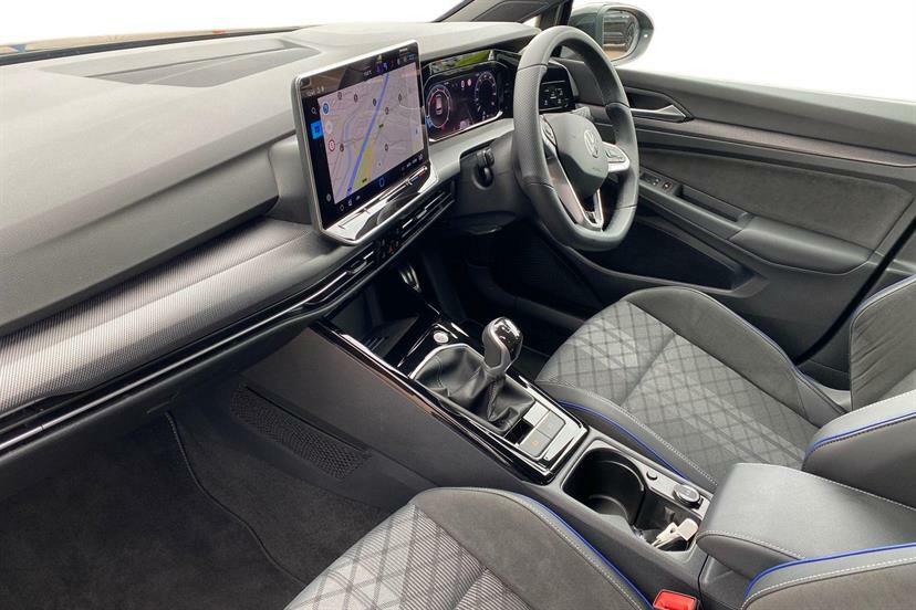Volkswagen Golf 1.5 Tsi 150 R-line Black #2