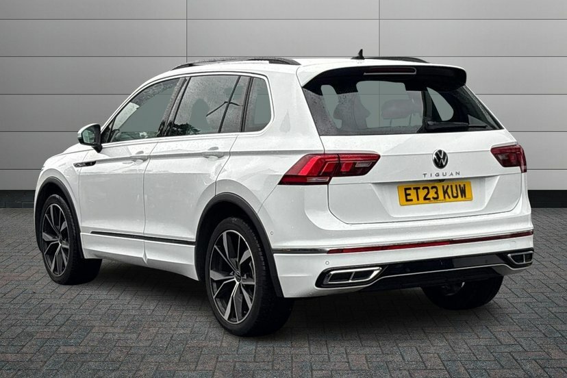 Volkswagen Tiguan 1.5 Tsi R-line Suv Dsg 150 Ps ET23KUW White #3