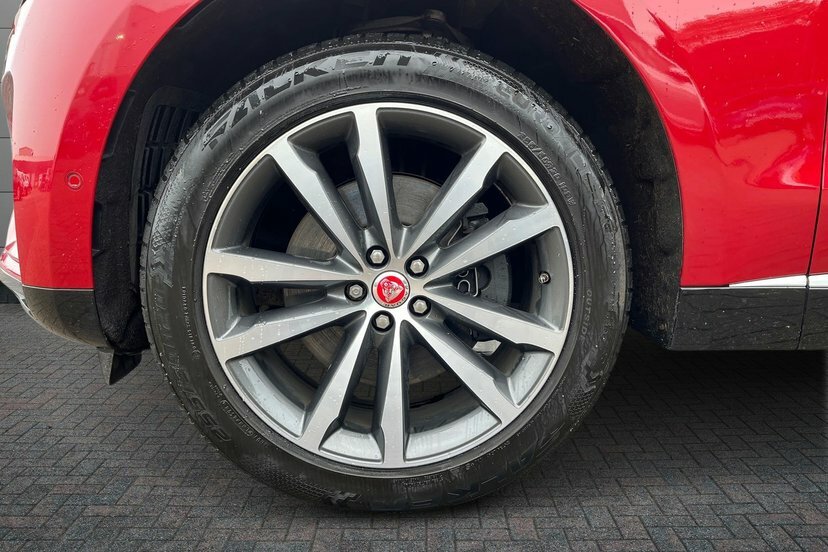 Jaguar F-Pace 2.0 P250i Se Suv Awd 250 Ps Red #5