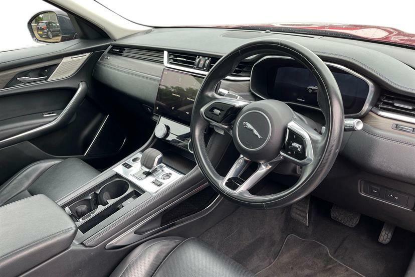 Jaguar F-Pace 2.0 P250 Se Awd Red #6