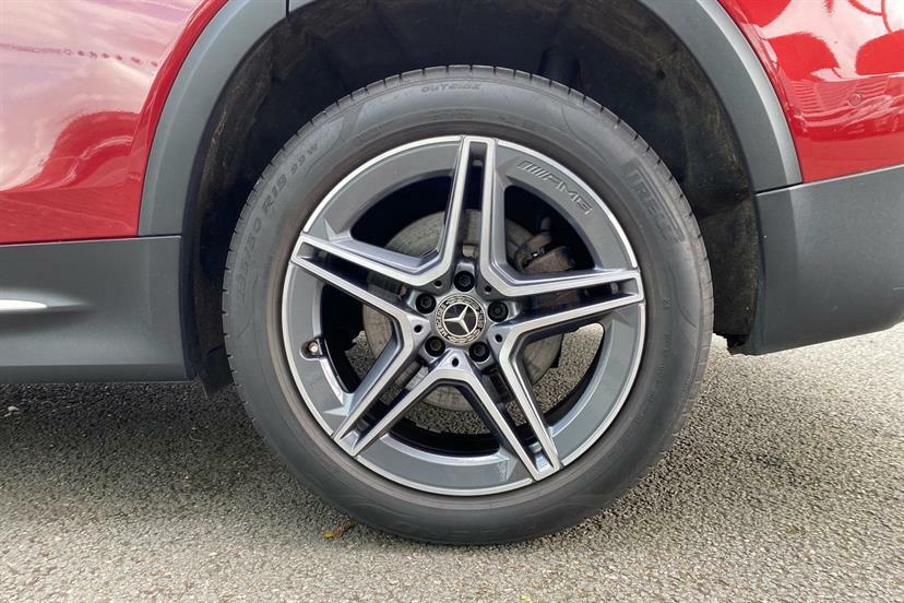 Mercedes-Benz GLB Class Glb 200 Amg Line Premium Night Ed 7G-tronic Black #3