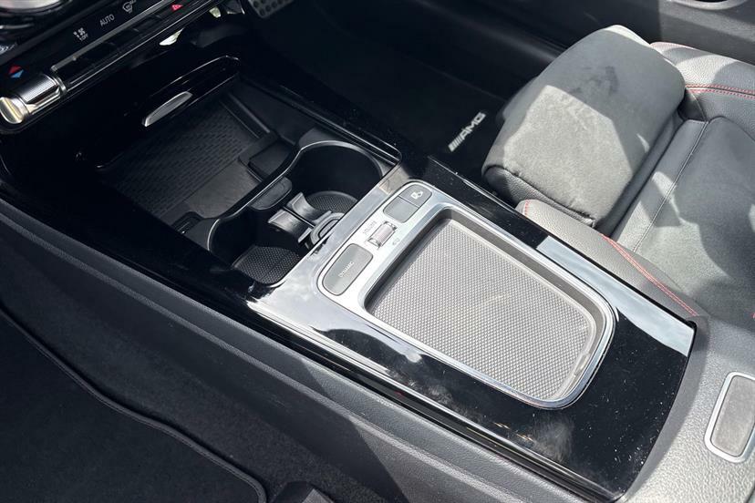 Mercedes-Benz CLA Class 220D Amg Line Executive Tip Black #6