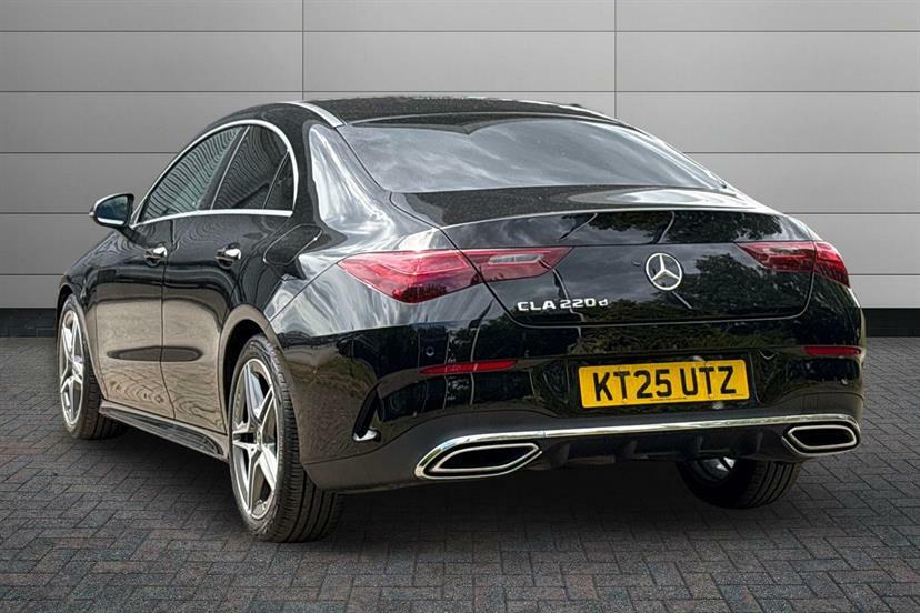 Mercedes-Benz CLA Class 220D Amg Line Executive Tip Black #2