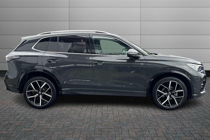Volkswagen Tiguan 1.5 Etsi 150 R-line Dsg Grey #4