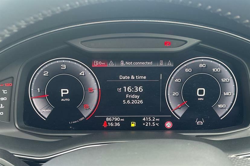 Audi Q8   #17