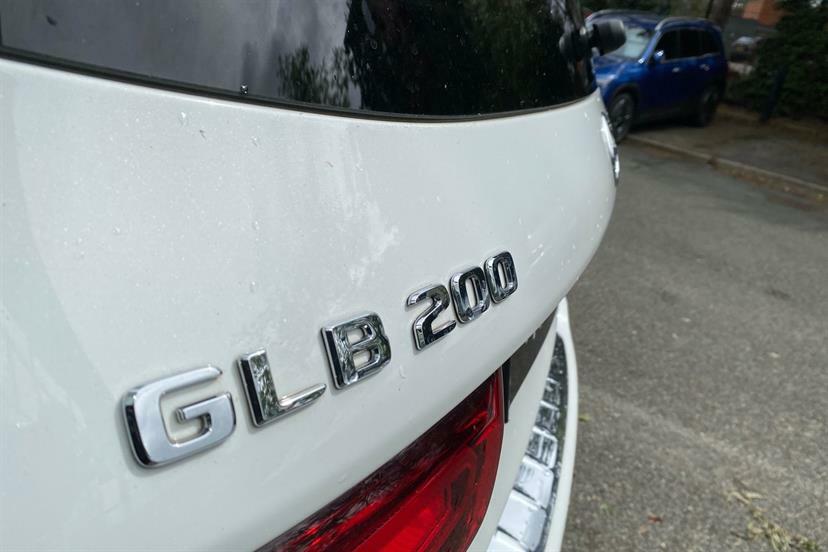Mercedes-Benz GLB Class Glb 200D Amg Line 8G-tronic Silver #31