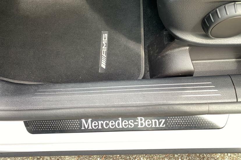 Mercedes-Benz GLB Class Glb 200D Amg Line 8G-tronic Silver #19