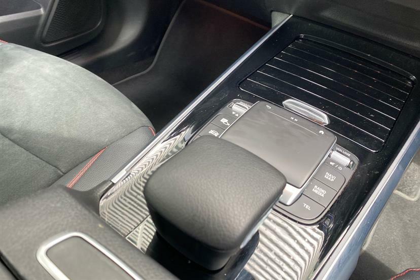 Mercedes-Benz GLB Class Glb 200D Amg Line 8G-tronic Silver #8