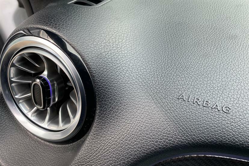 Mercedes-Benz GLB Class Glb 200D Amg Line 8G-tronic Silver #22