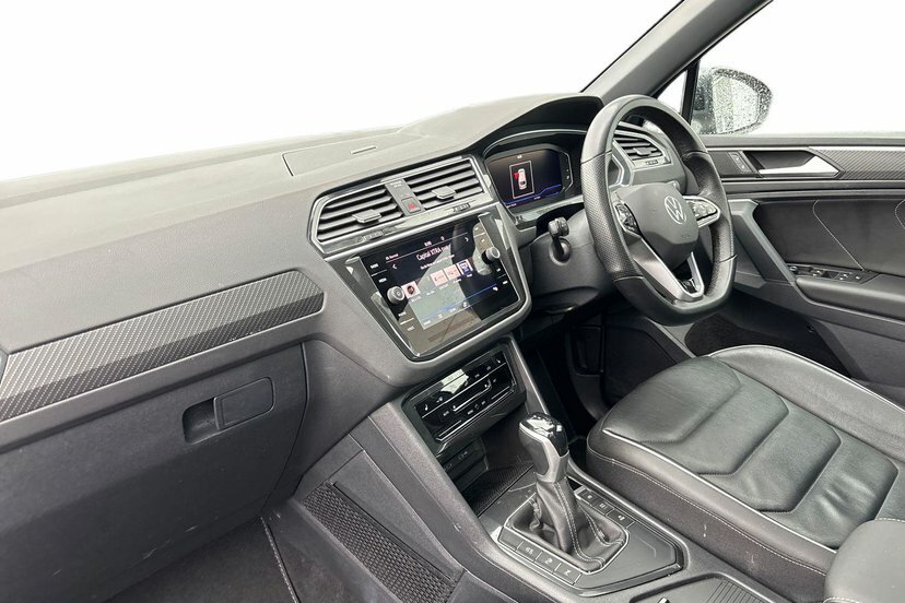 Volkswagen Tiguan 2.0 Tdi R-line Suv Dsg 150 Ps EX23SBO Grey #2