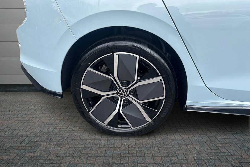 Volkswagen Golf 1.5 Etsi Mhev R-line Hatchback Hybrid D EK26OSC Blue #5