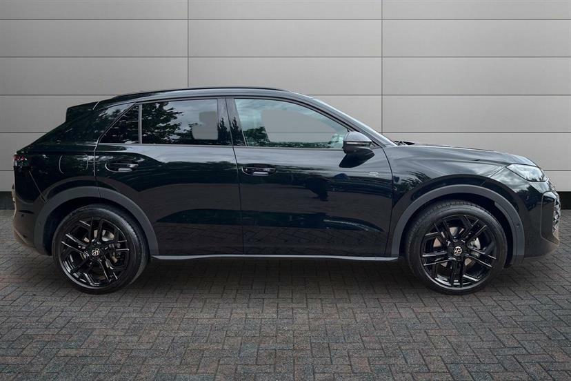 Volkswagen T-Roc 1.5 Tsi R-line Dsg Black #4