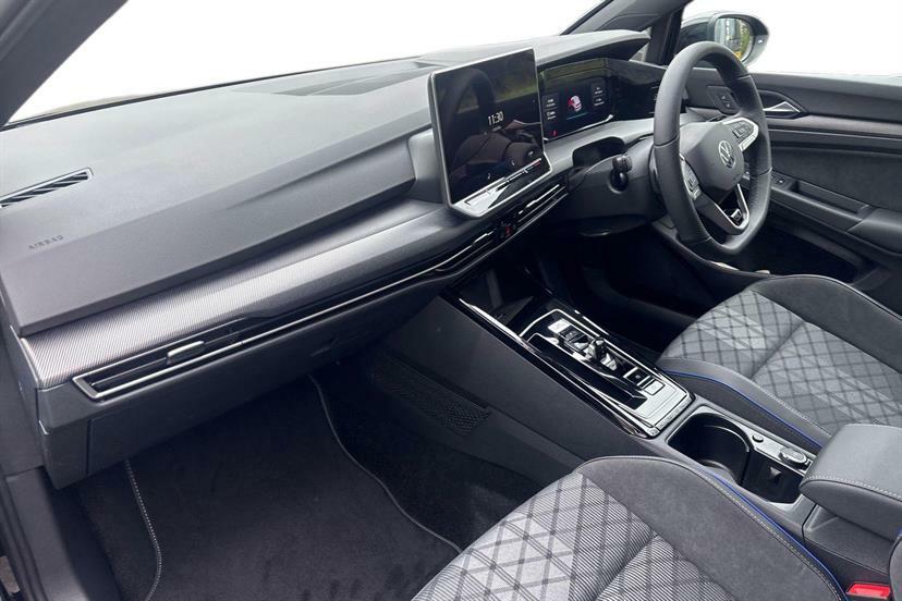 Volkswagen Golf 1.5 Etsi 150 Black Edition Dsg EK26PZT Black #2