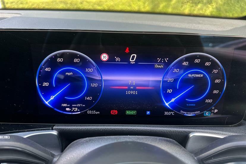 Mercedes-Benz EQB 250 140Kw Amg Line Premium 70.5Kwh Black #6