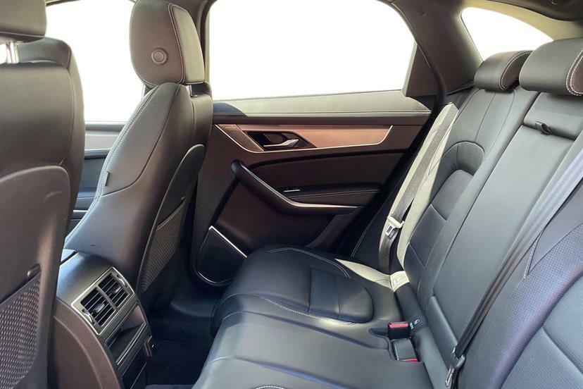 Jaguar F-Pace 2.0 P400e R-dynamic Se Black Awd Grey #4