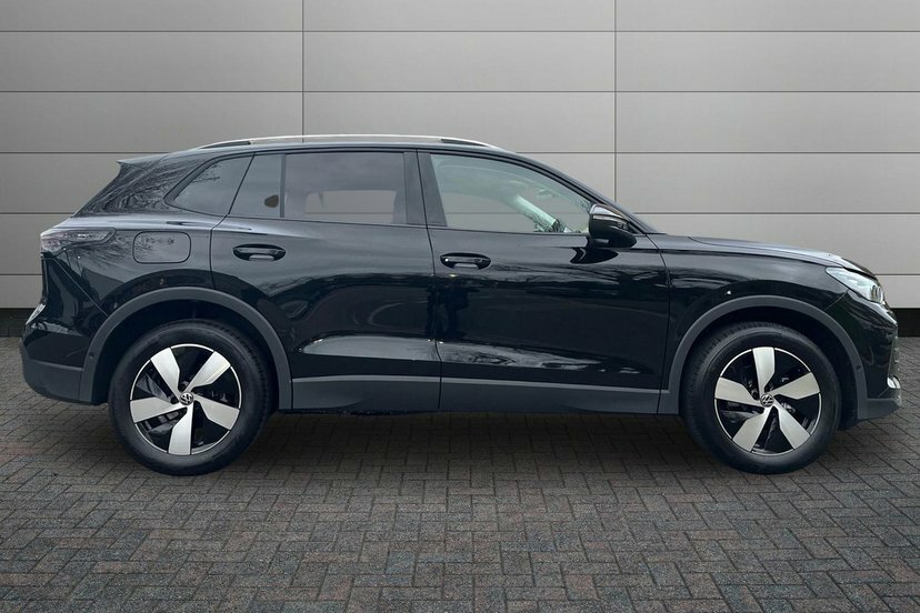 Volkswagen Tiguan 1.5 Etsi Mhev Match Suv Hybrid Dsg 150 MV26FNY Black #4