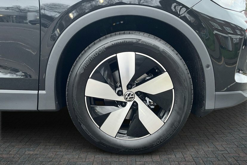 Volkswagen Tiguan 1.5 Etsi Mhev Match Suv Hybrid Dsg 150 MV26FNY Black #5