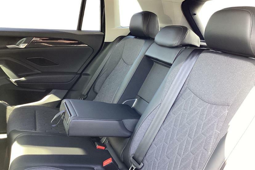 Volkswagen Tiguan 1.5 Etsi 150 Match Dsg Black #5