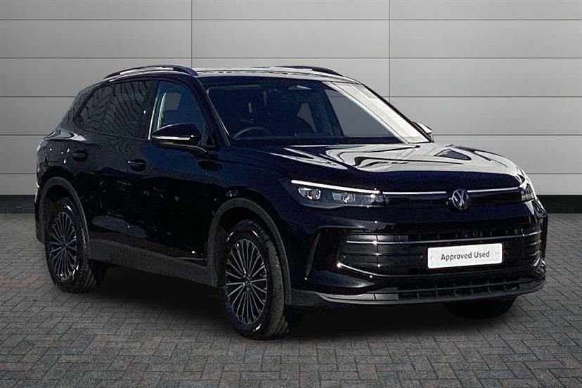 Volkswagen Tiguan 1.5 Etsi 150 Match Dsg Black