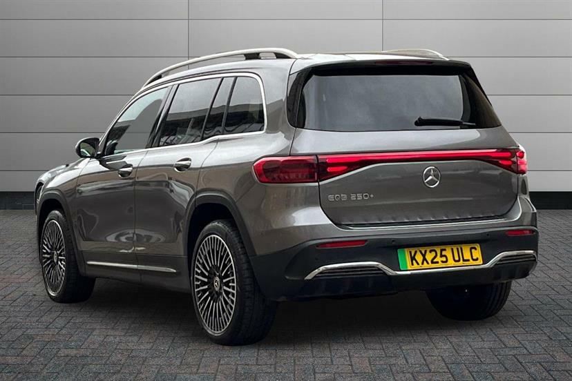 Mercedes-Benz EQB 250 140Kw Amg Line Premium 70.5Kwh Grey #2