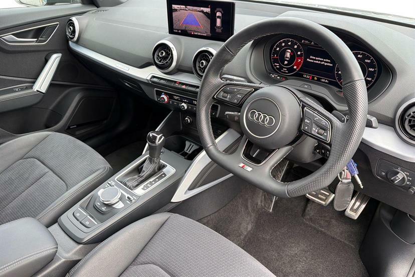 Audi Q2 Sq2 Quattro Black Edition S Tronic Grey #5
